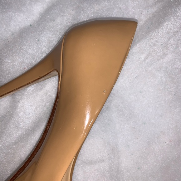 Tan Patent Leather Kate Spade Heels - Picture 3 of 7